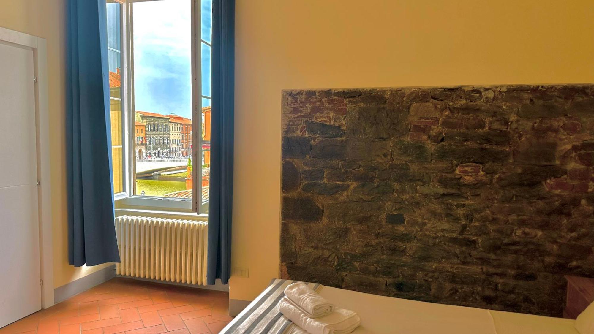 B&B - Residenza D'Epoca Piazza Cairoli Пиза Екстериор снимка