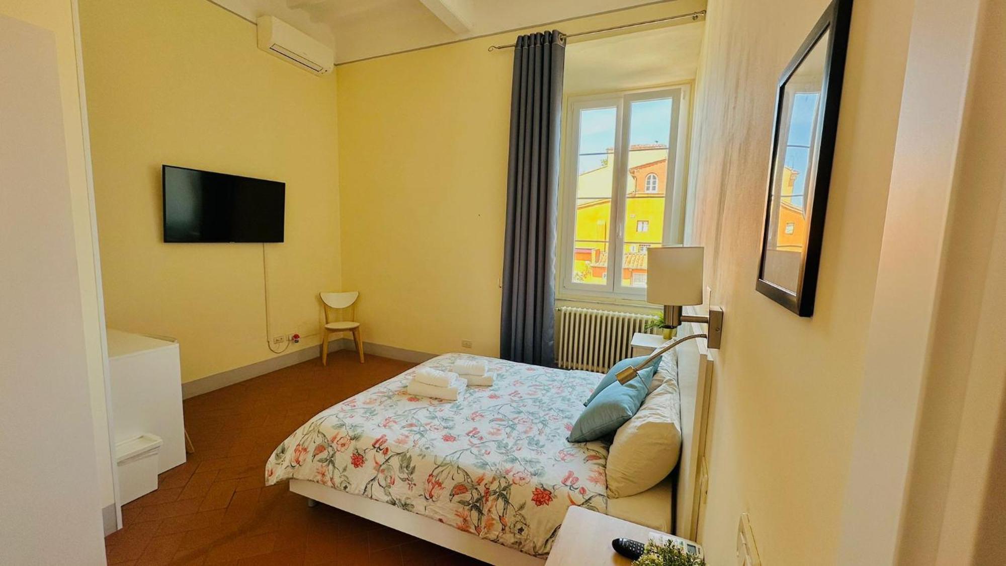 B&B - Residenza D'Epoca Piazza Cairoli Пиза Екстериор снимка