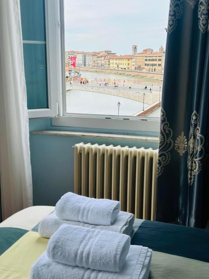 B&B - Residenza D'Epoca Piazza Cairoli Пиза Екстериор снимка